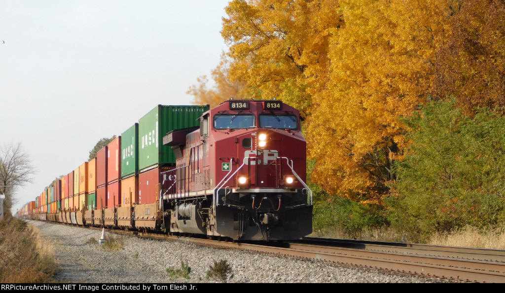 Nice Fall colors with CSX Intermodal I166 lead by CP AC4400CWM #8134